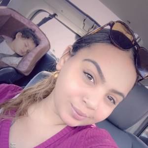 Meet your Posher, Hayley